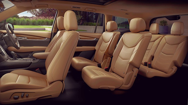 2022 Cadillac XT6 interior