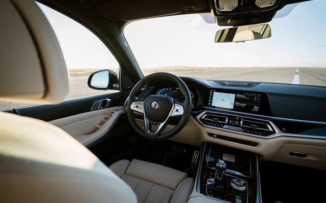2024 BMW X7 interior