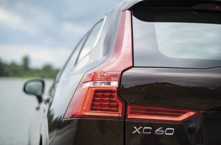 2023 Volvo XC60 t5