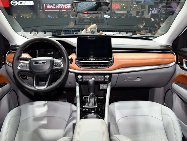 2023 Jeep Compass interior